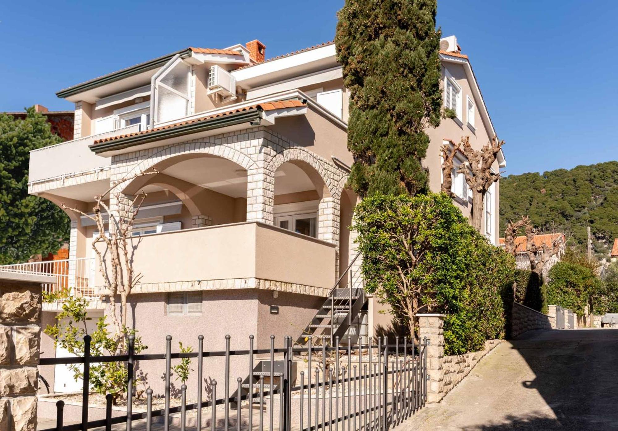 Apartments Casa Barbara 拉布 外观 照片